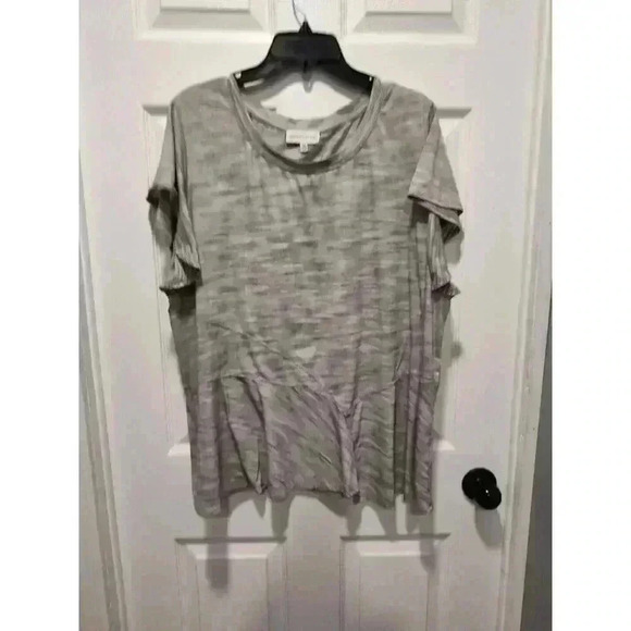 Gibson & Latimer Womens Top 2X Gray Short Butterfly Sleeve Blouse Layered - Picture 3 of 9